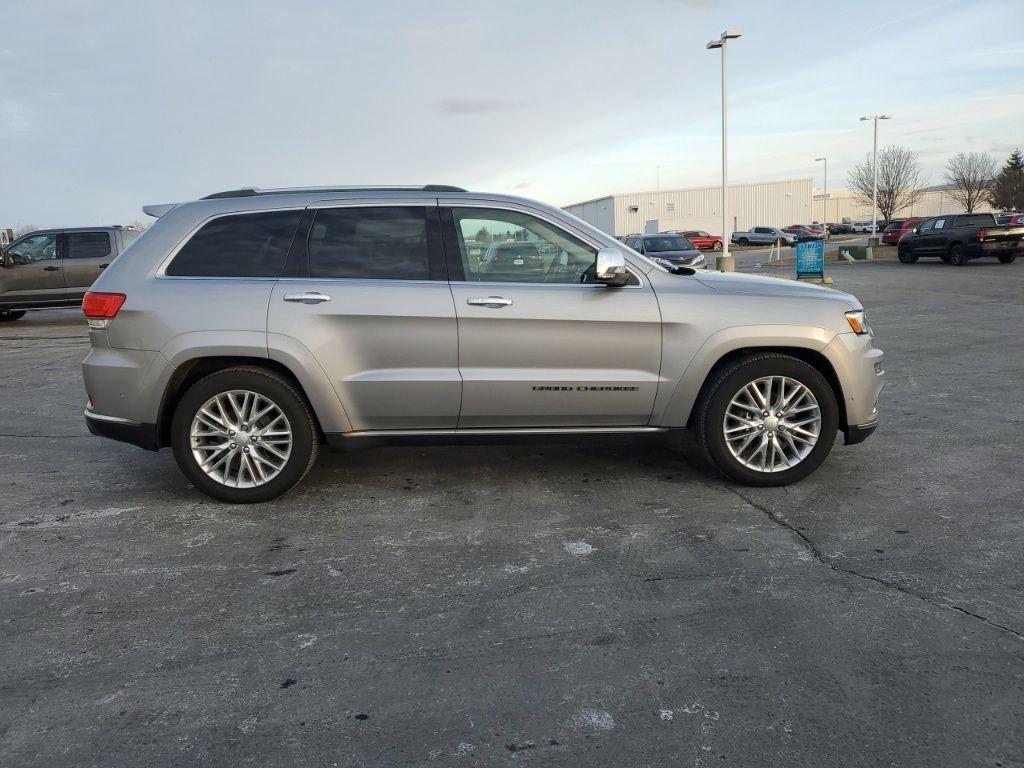 used 2018 Jeep Grand Cherokee car, priced at $17,337