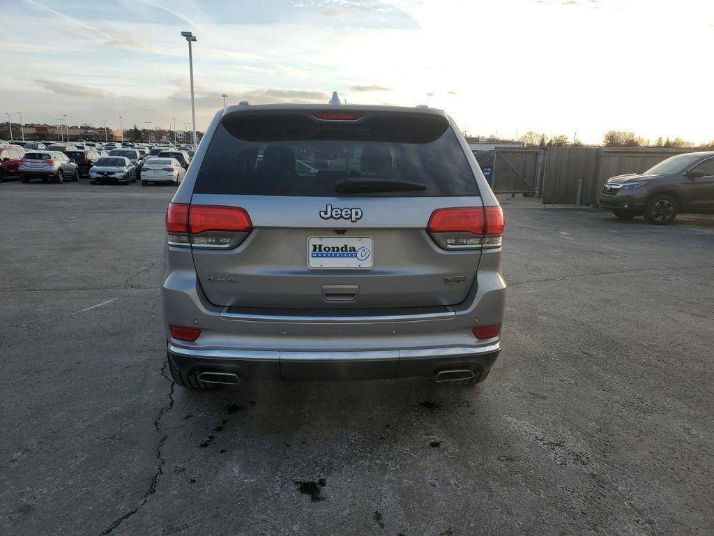 used 2018 Jeep Grand Cherokee car, priced at $17,337