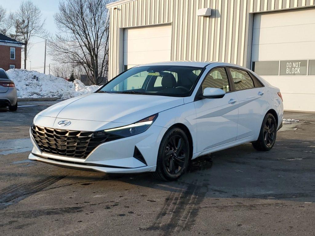 used 2022 Hyundai Elantra car, priced at $16,117
