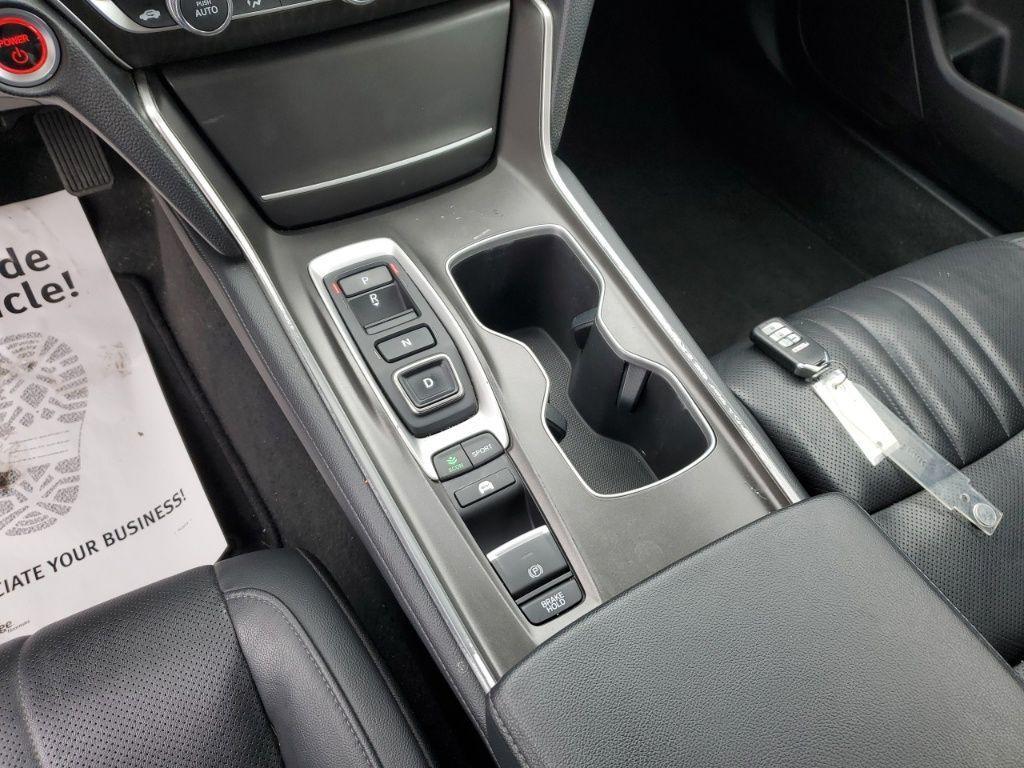 used 2021 Honda Accord Hybrid car, priced at $19,117