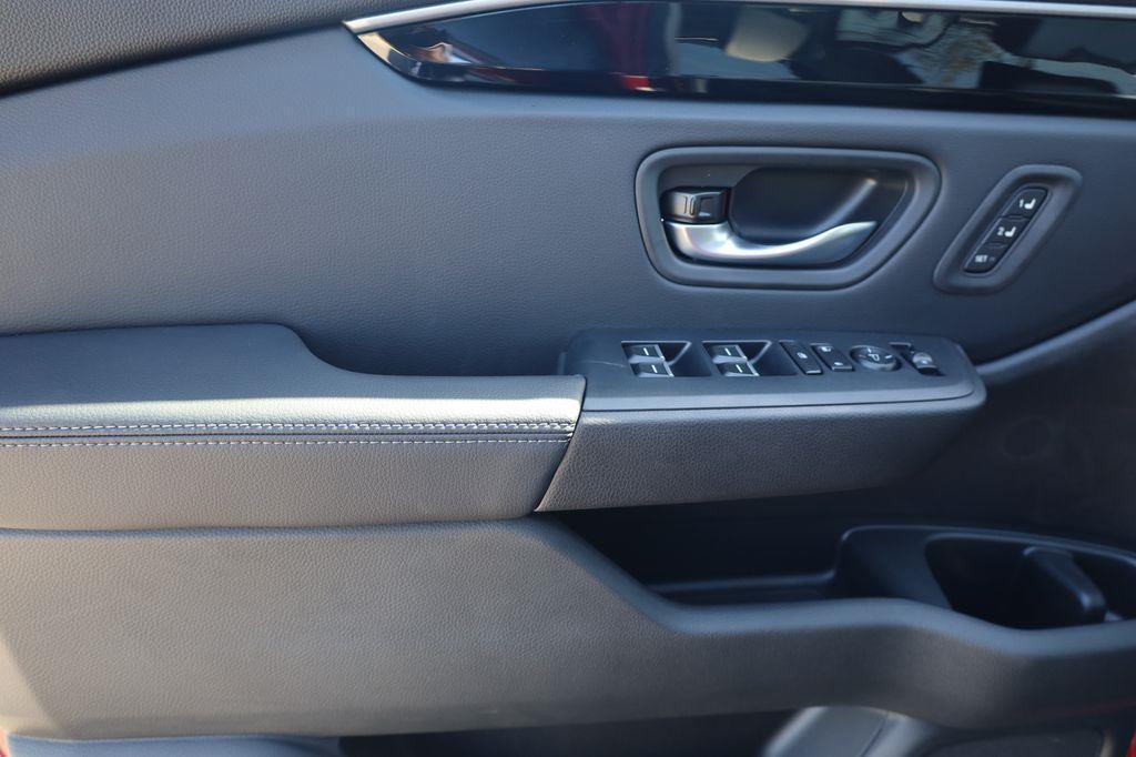 new 2025 Honda Pilot car, priced at $51,550