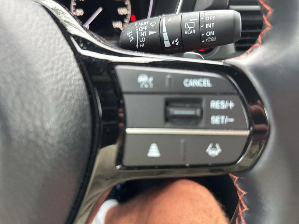 used 2025 Honda Pilot car, priced at $38,134