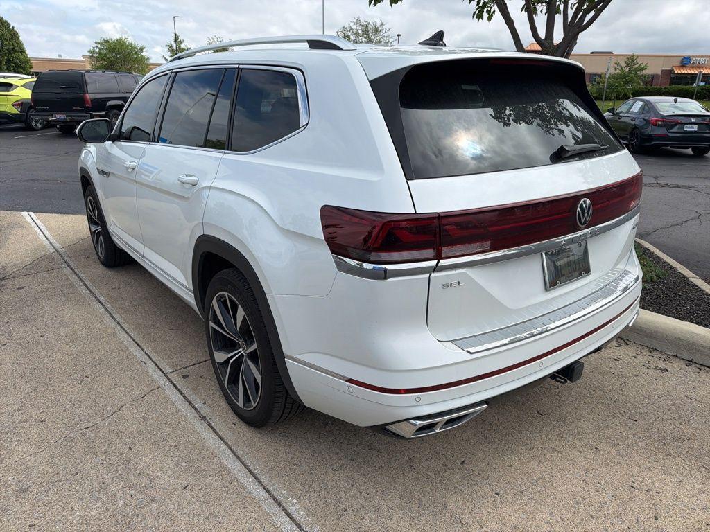 used 2024 Volkswagen Atlas car, priced at $39,284