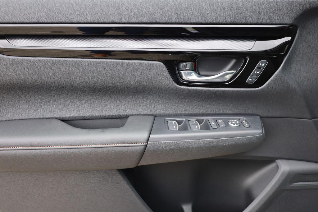 new 2026 Honda CR-V Hybrid car, priced at $44,455