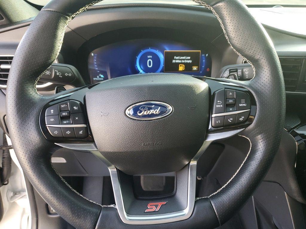 used 2022 Ford Explorer car, priced at $36,737