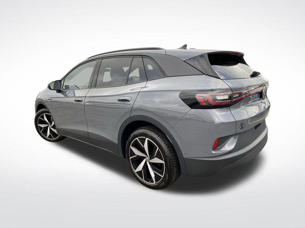 new 2025 Volkswagen ID.4 car, priced at $47,997