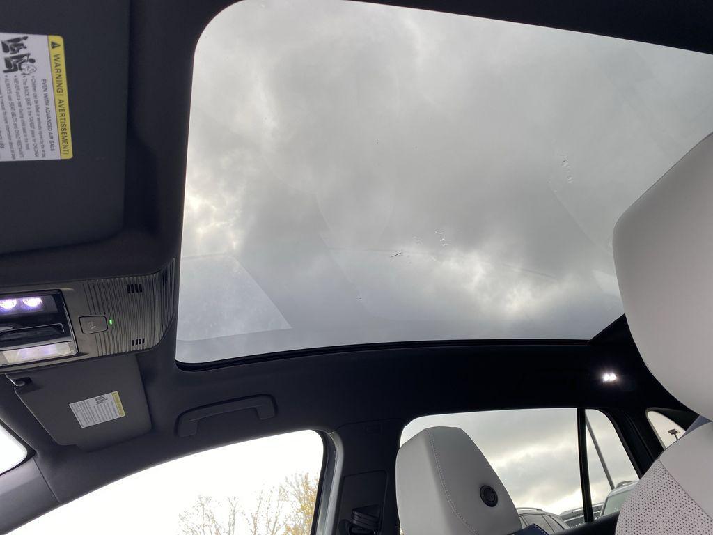 new 2025 Volkswagen ID.4 car, priced at $47,997