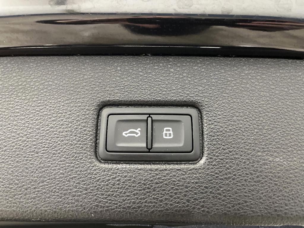 used 2022 Audi Q7 car, priced at $39,637