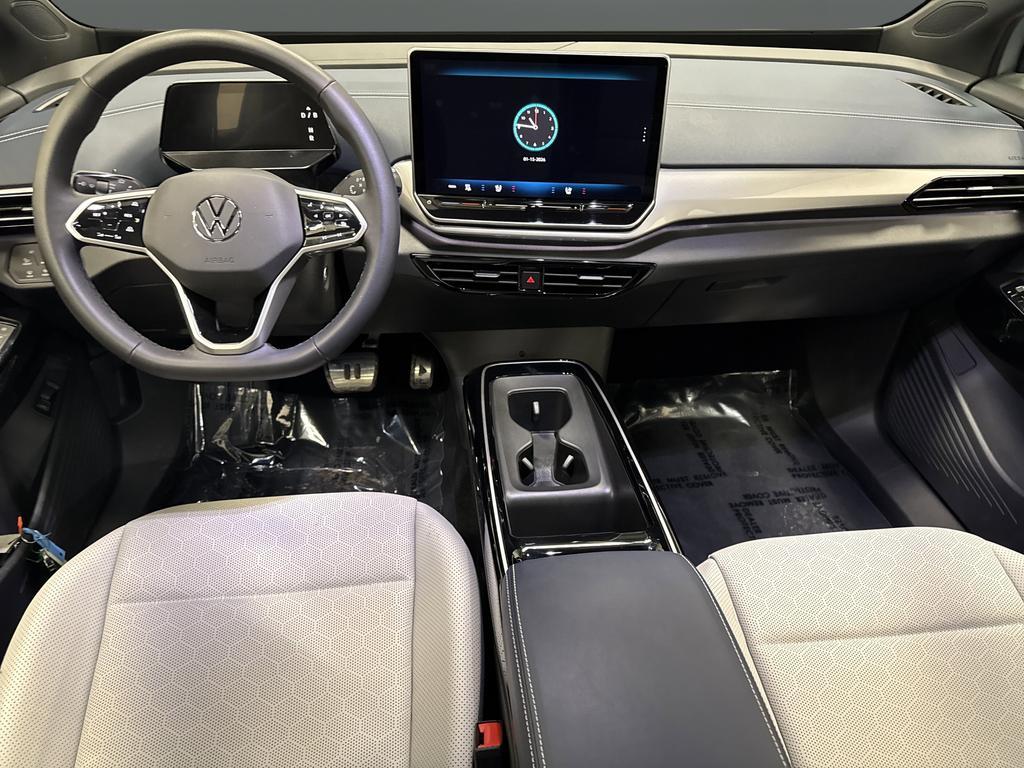 used 2024 Volkswagen ID.4 car, priced at $25,246
