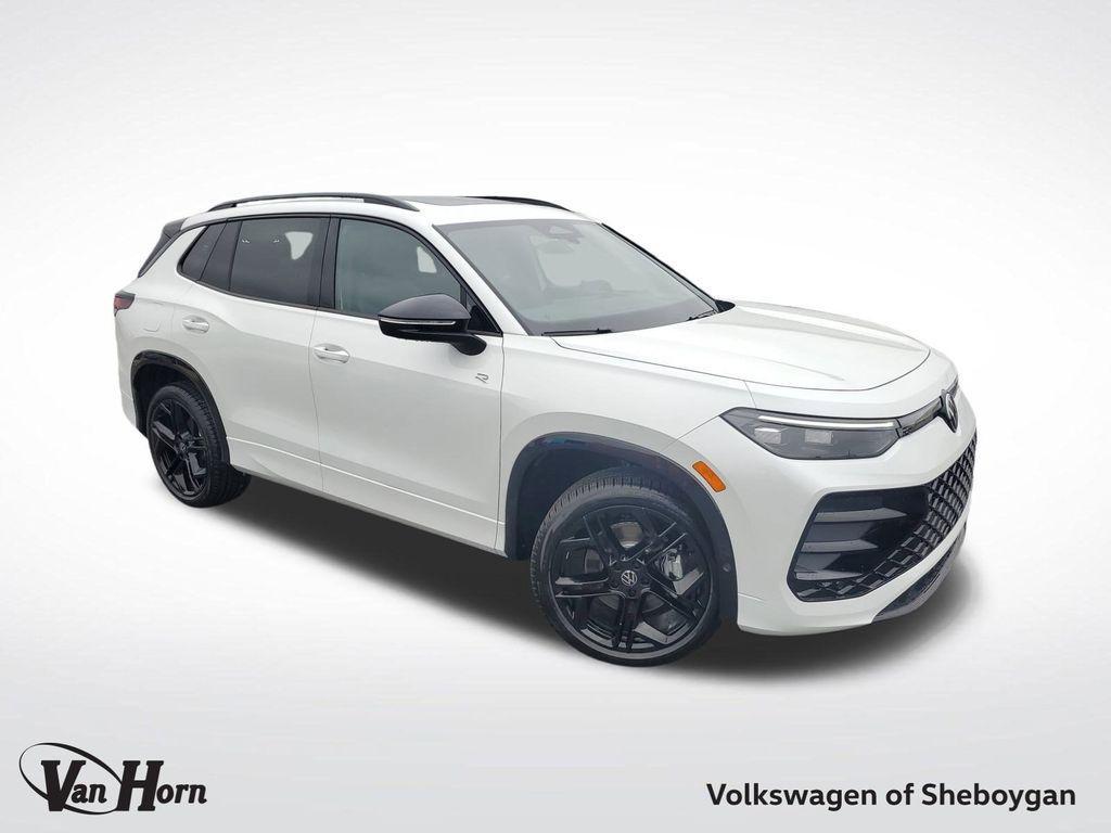 new 2025 Volkswagen Tiguan car, priced at $35,430