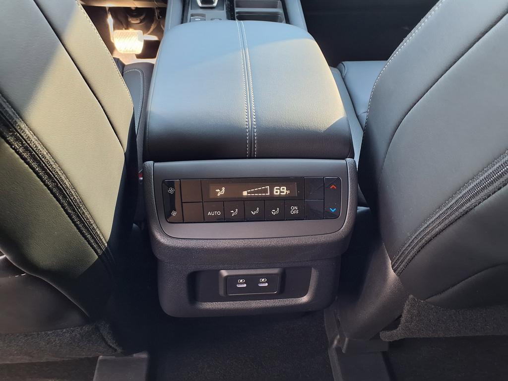 new 2026 Nissan Pathfinder car, priced at $42,284