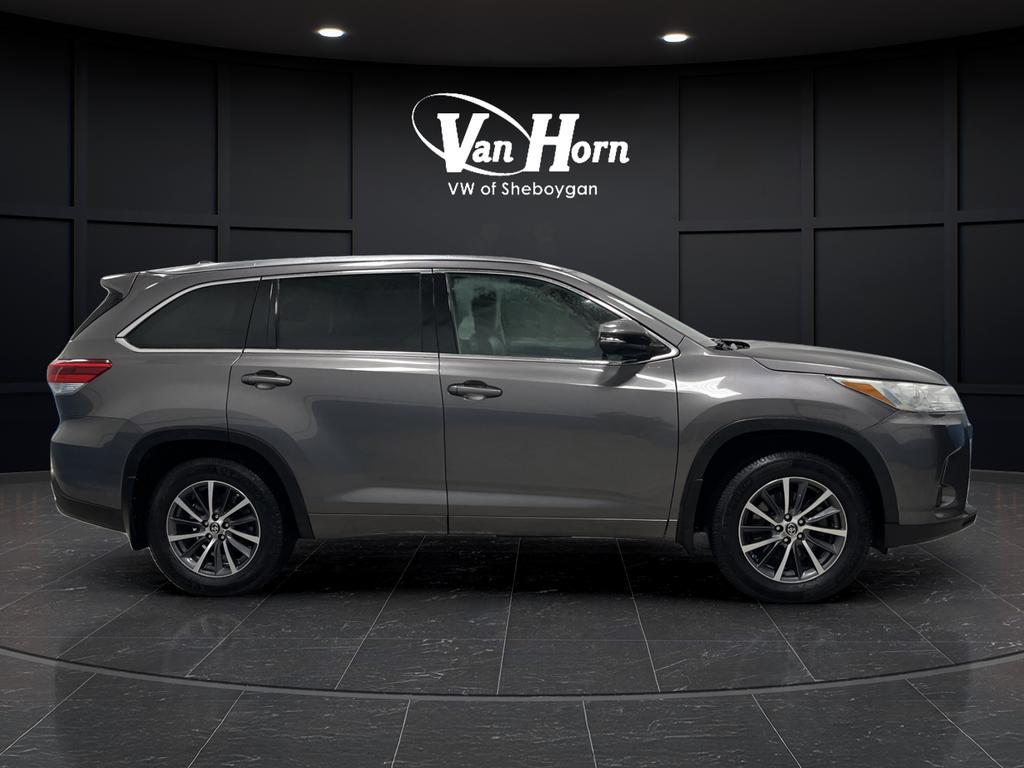 used 2017 Toyota Highlander car, priced at $17,951