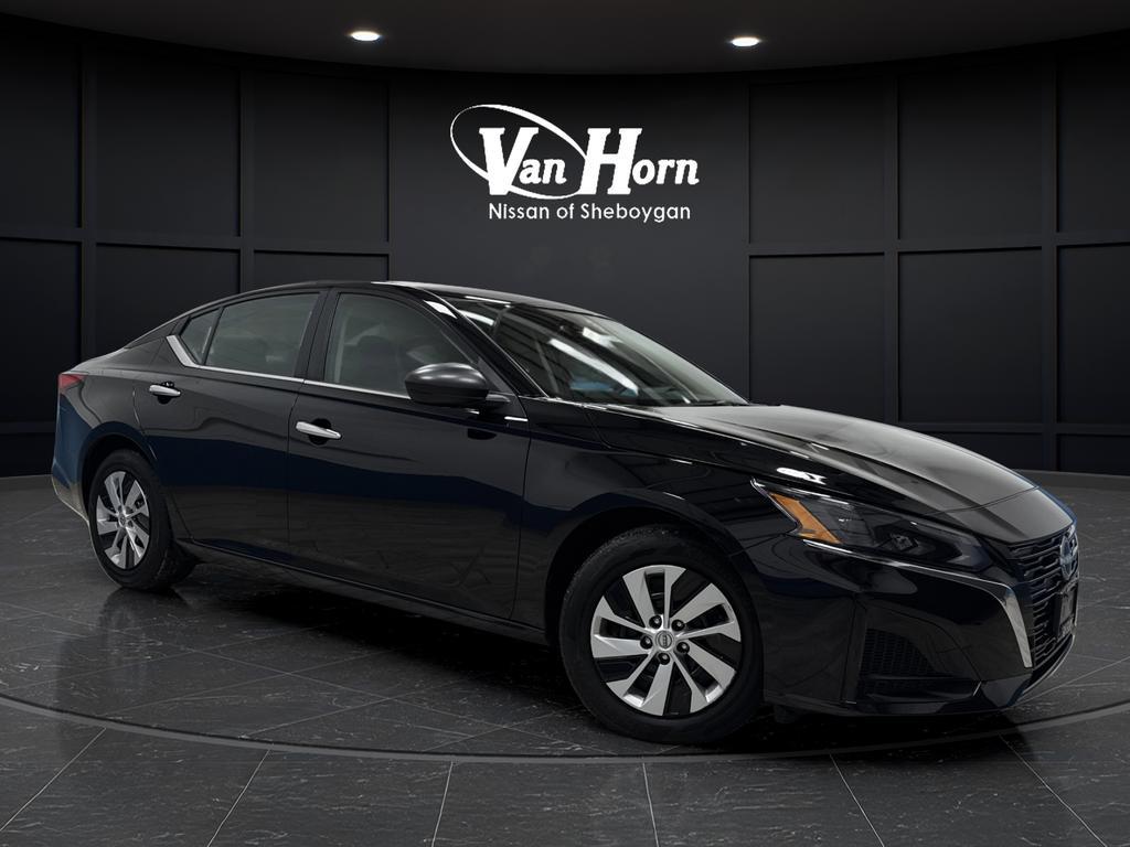 used 2025 Nissan Altima car, priced at $19,295