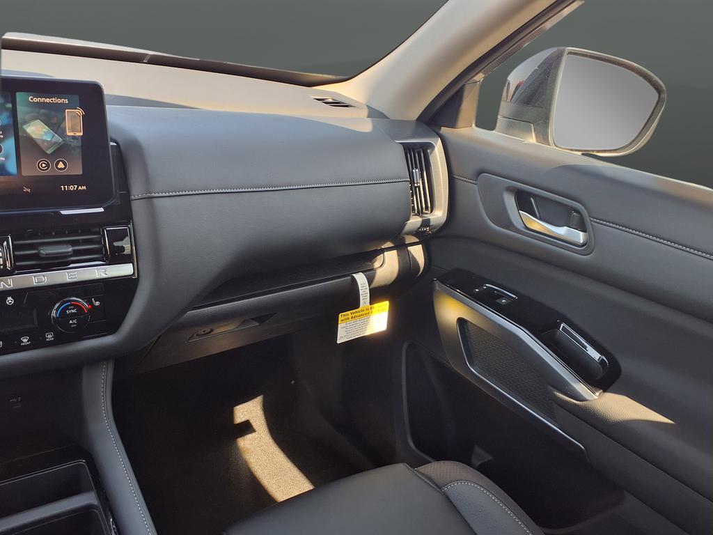 new 2026 Nissan Pathfinder car, priced at $40,288