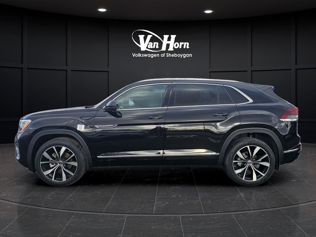 new 2026 Volkswagen Atlas Cross Sport car, priced at $49,571