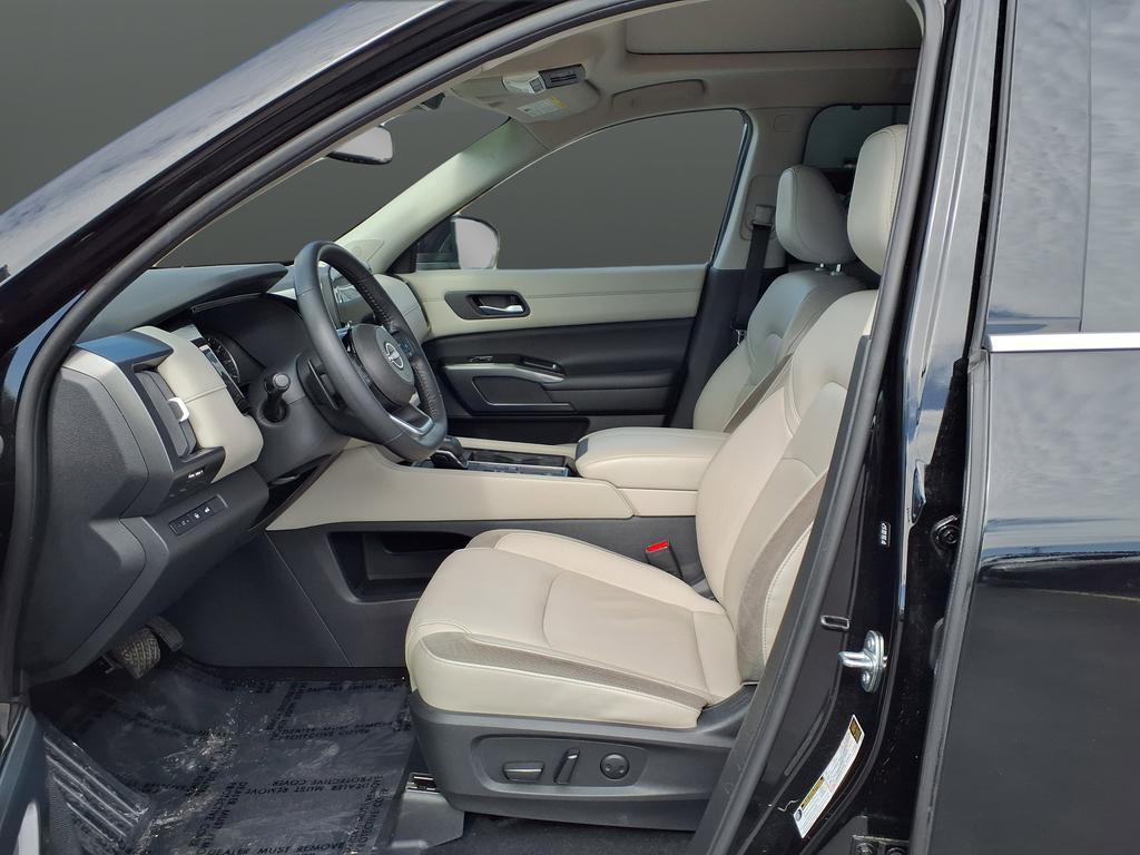 used 2022 Nissan Pathfinder car, priced at $26,396