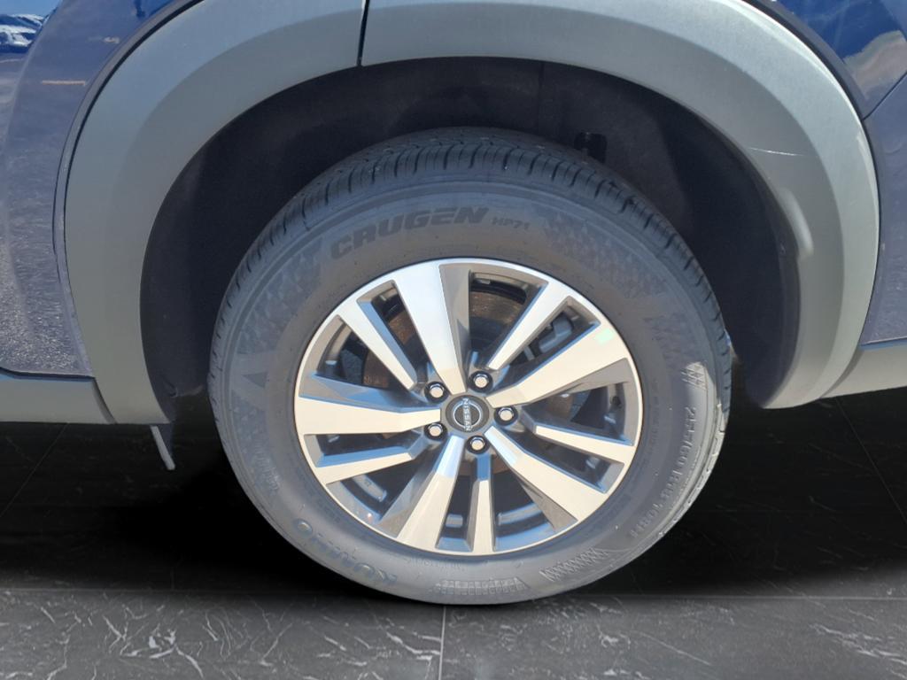 new 2026 Nissan Pathfinder car, priced at $40,378