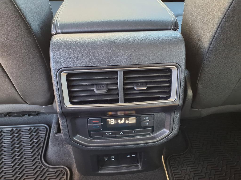 new 2026 Volkswagen Atlas car, priced at $44,205