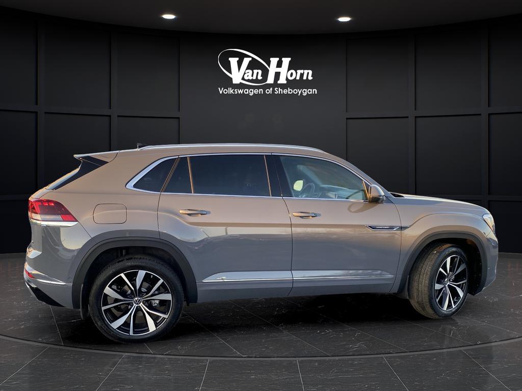 new 2026 Volkswagen Atlas Cross Sport car, priced at $49,795