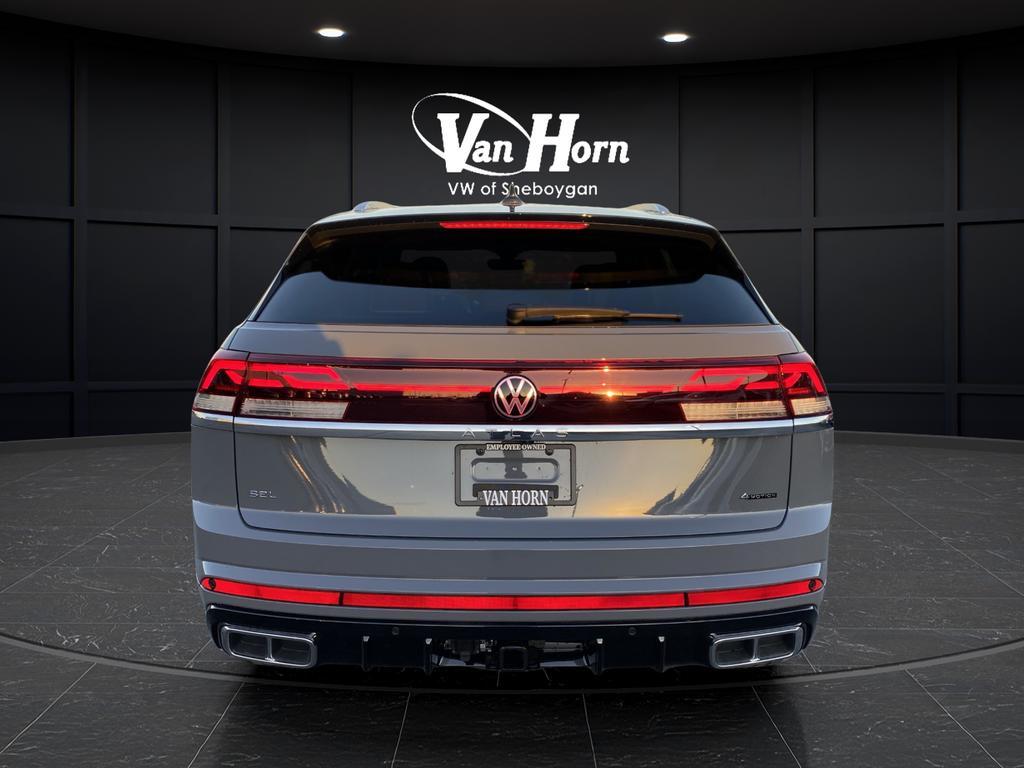 new 2026 Volkswagen Atlas Cross Sport car, priced at $50,795