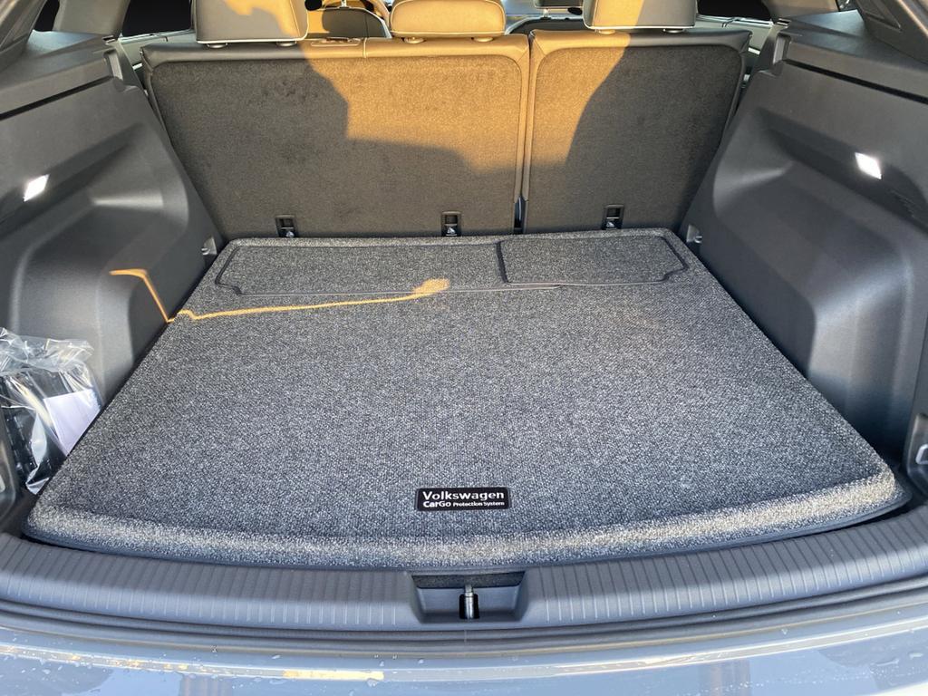 new 2026 Volkswagen Atlas Cross Sport car, priced at $49,795