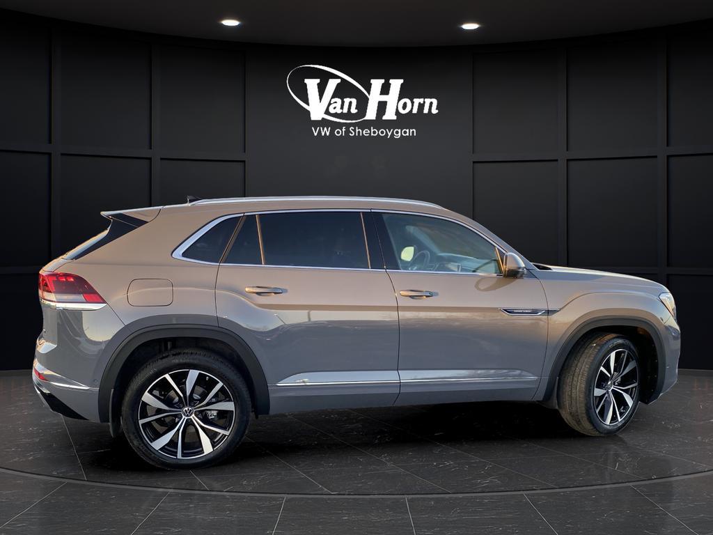 new 2026 Volkswagen Atlas Cross Sport car, priced at $50,795