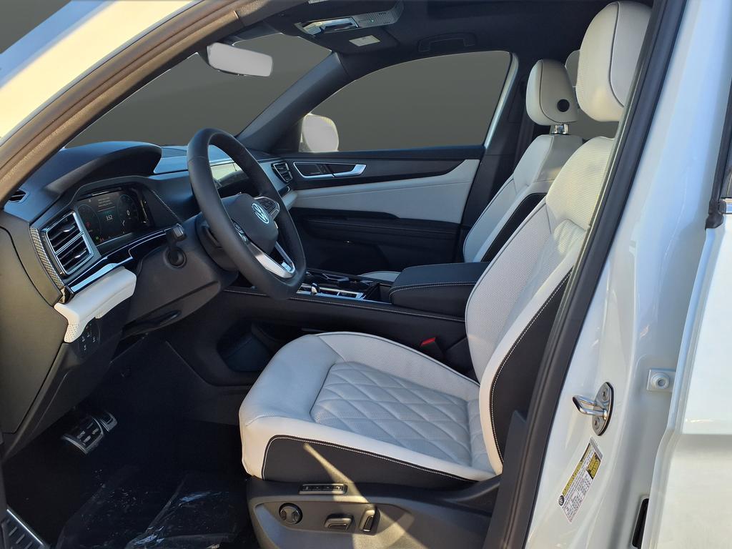 new 2026 Volkswagen Atlas Cross Sport car, priced at $50,795