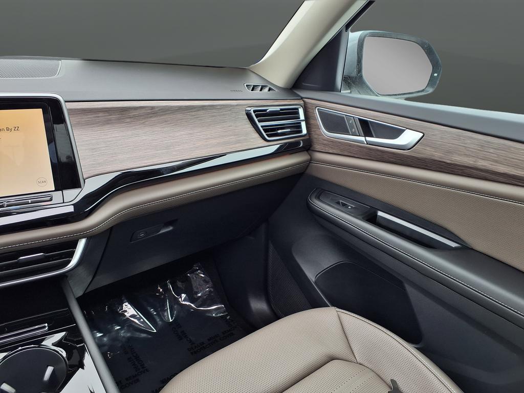 new 2026 Volkswagen Atlas car, priced at $47,608