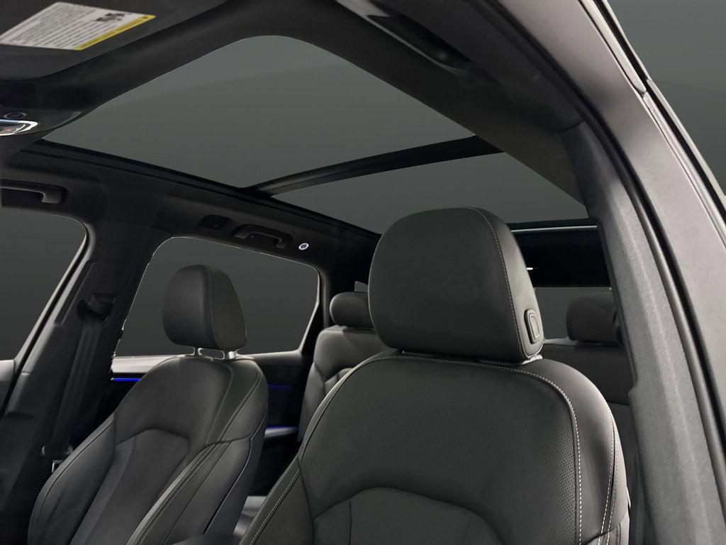 used 2025 Audi Q7 car, priced at $57,377