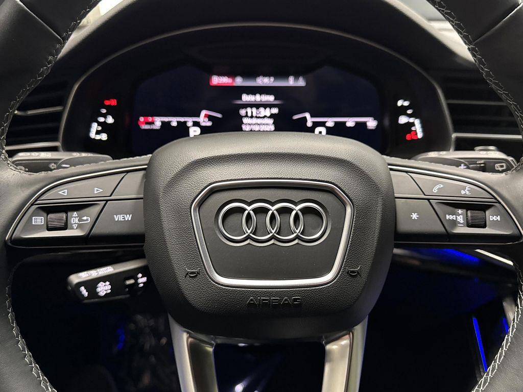 used 2025 Audi Q7 car, priced at $57,377