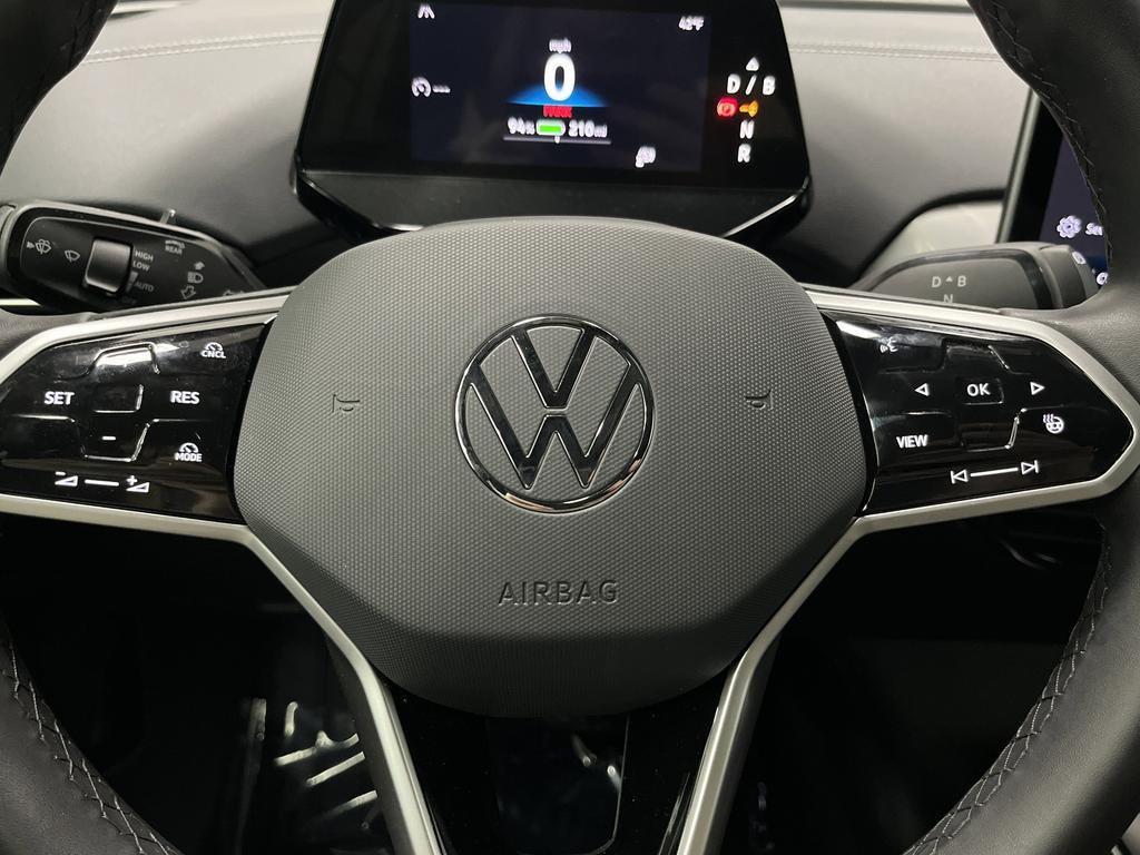 used 2024 Volkswagen ID.4 car, priced at $24,995