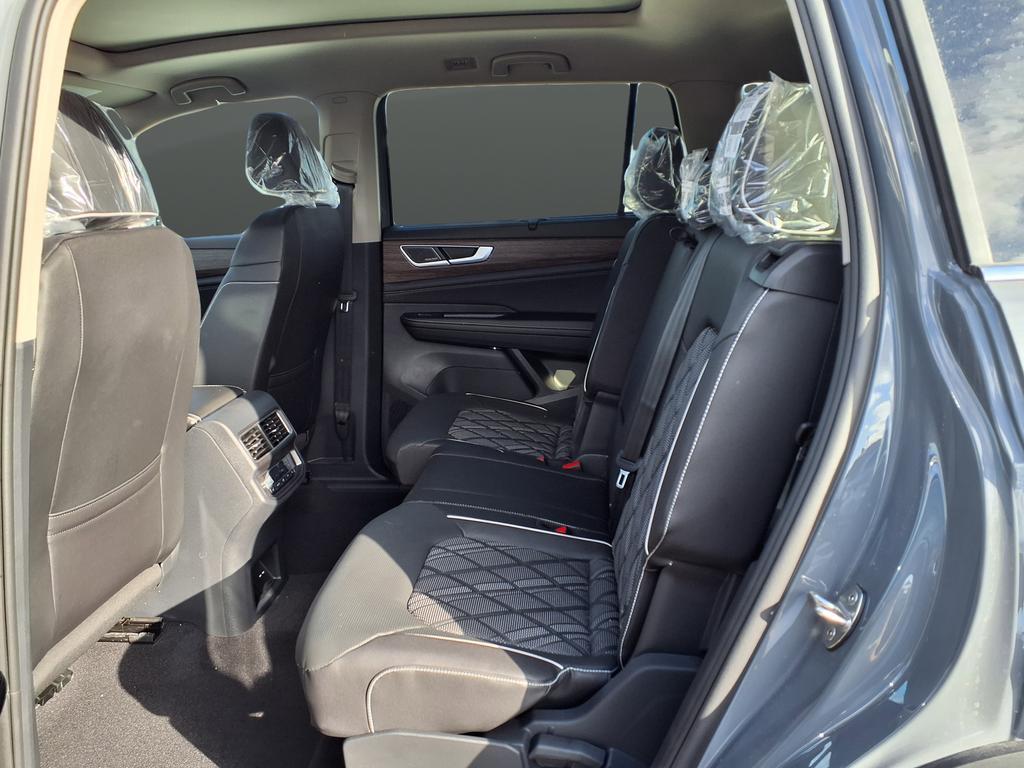 new 2026 Volkswagen Atlas car, priced at $51,197