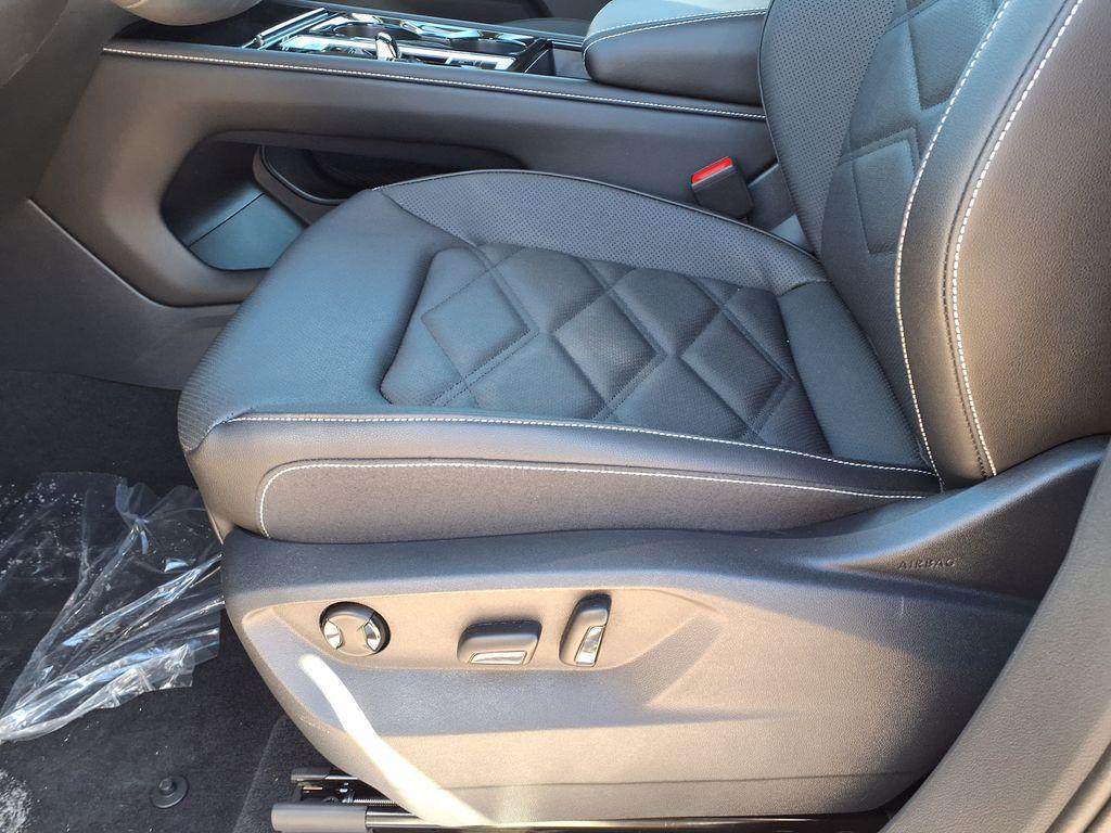 new 2026 Volkswagen Atlas car, priced at $44,758