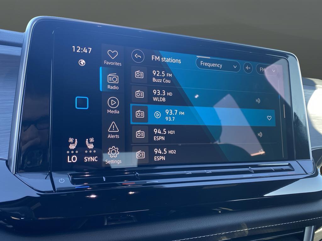 new 2026 Volkswagen Atlas Cross Sport car, priced at $42,366