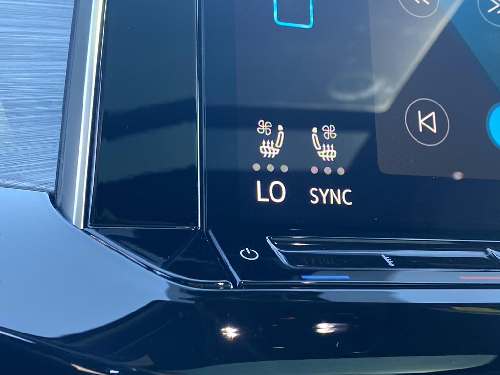 new 2026 Volkswagen Atlas Cross Sport car, priced at $42,366