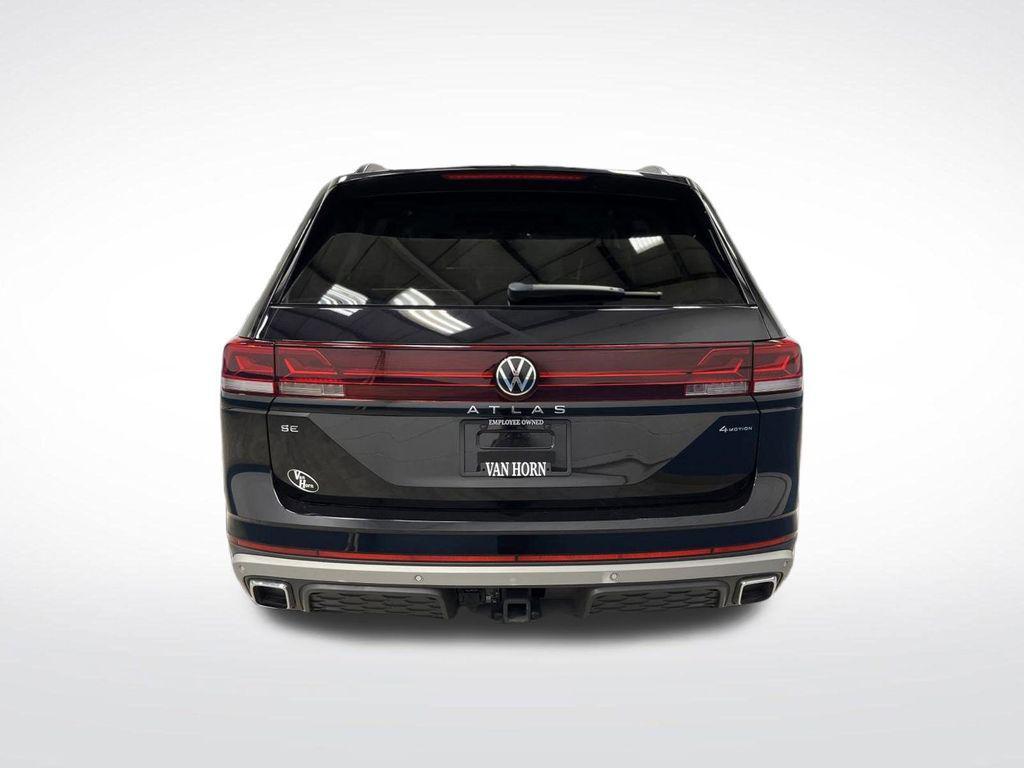 used 2024 Volkswagen Atlas car, priced at $30,172