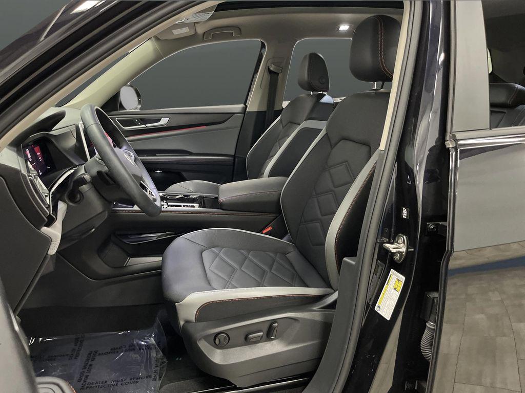 used 2024 Volkswagen Atlas car, priced at $30,172