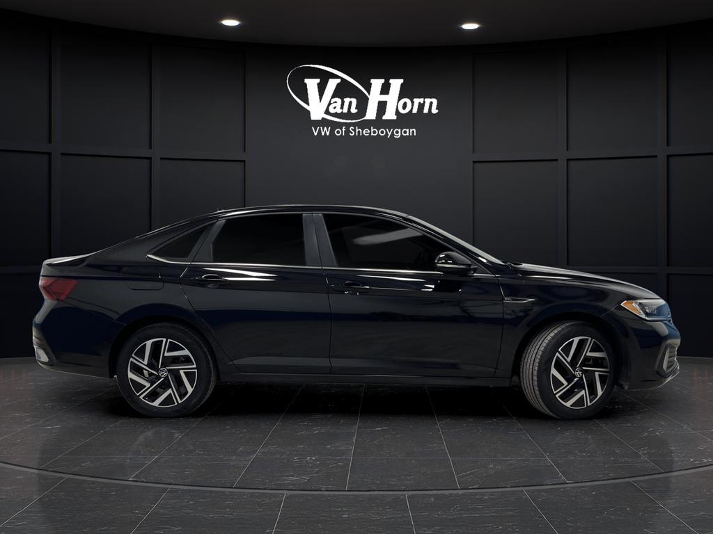 used 2022 Volkswagen Jetta car, priced at $20,595