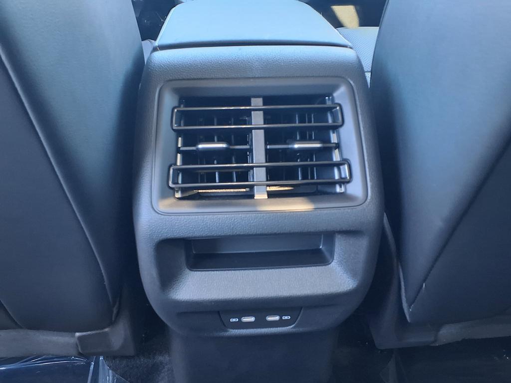 new 2026 Volkswagen Tiguan car, priced at $34,183