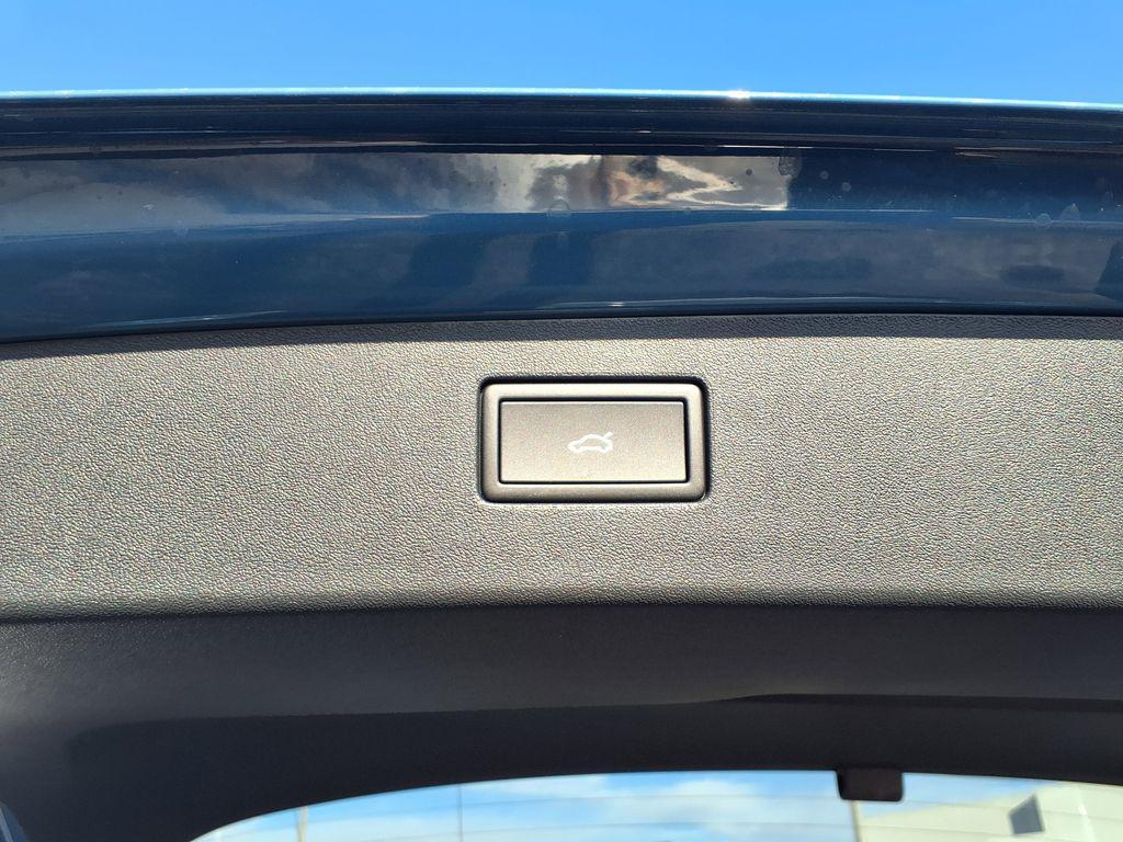 new 2026 Volkswagen Tiguan car, priced at $34,894