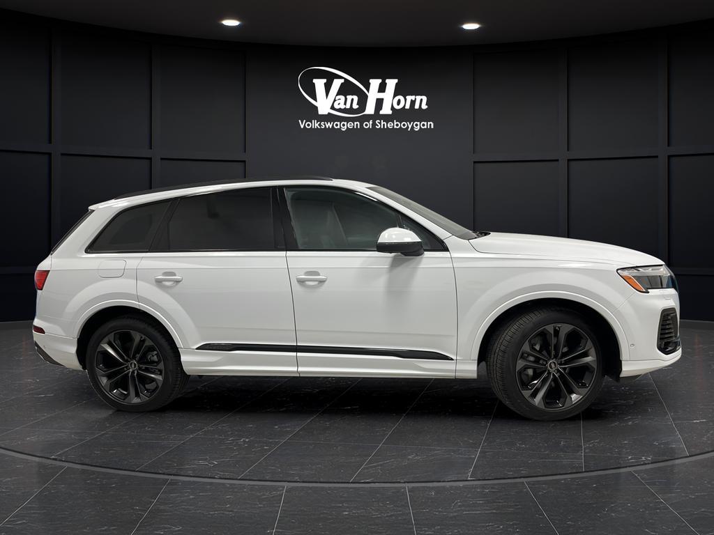 used 2025 Audi Q7 car, priced at $54,380