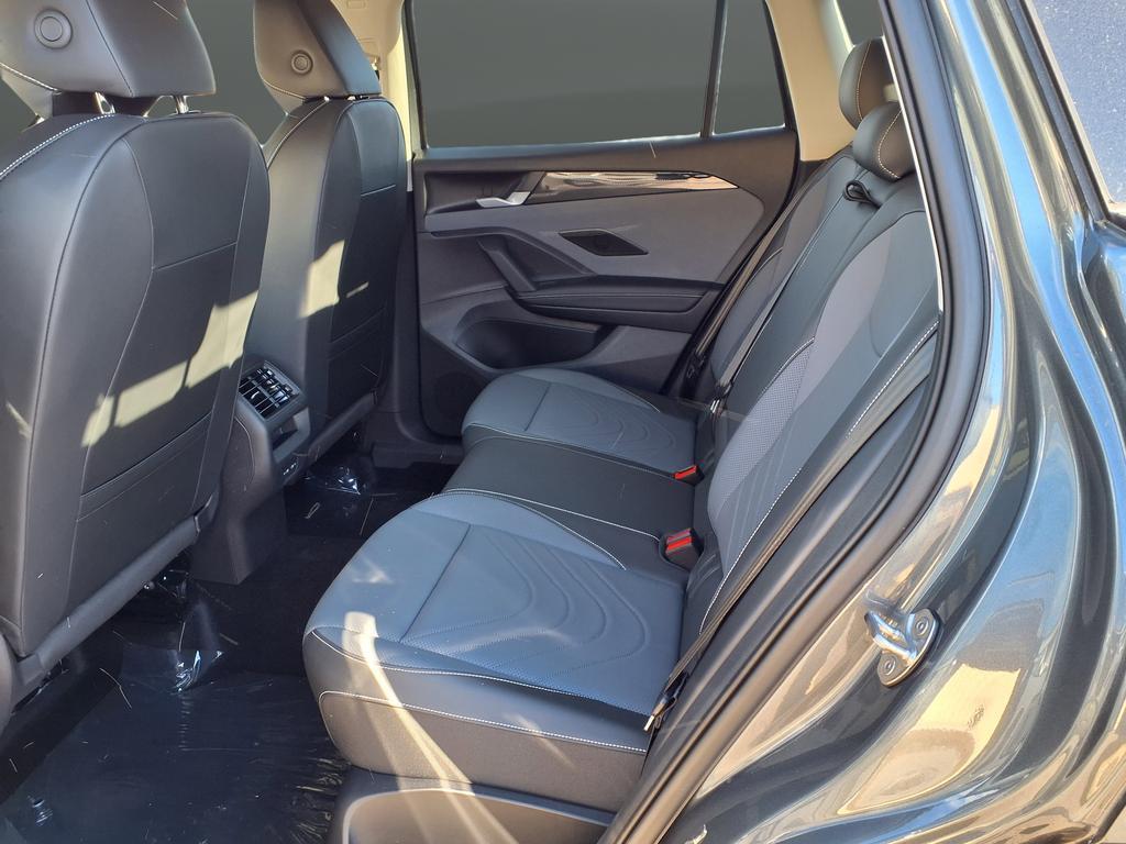 new 2026 Volkswagen Tiguan car, priced at $33,818