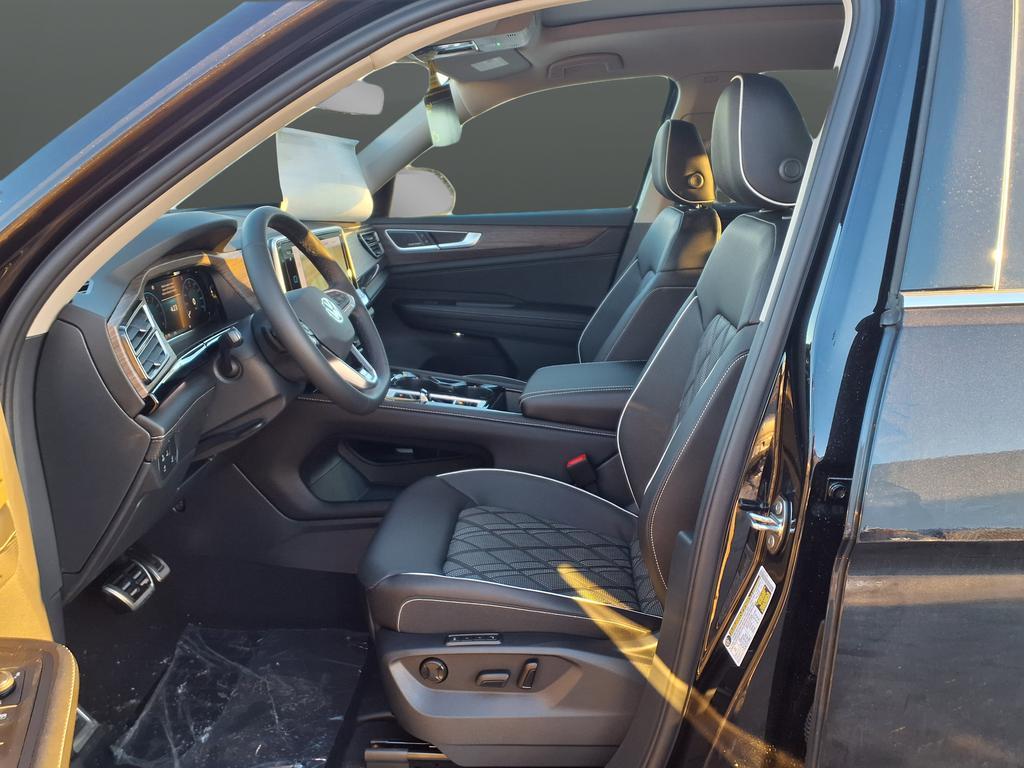 new 2026 Volkswagen Atlas car, priced at $51,353