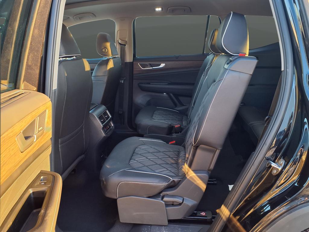 new 2026 Volkswagen Atlas car, priced at $51,353