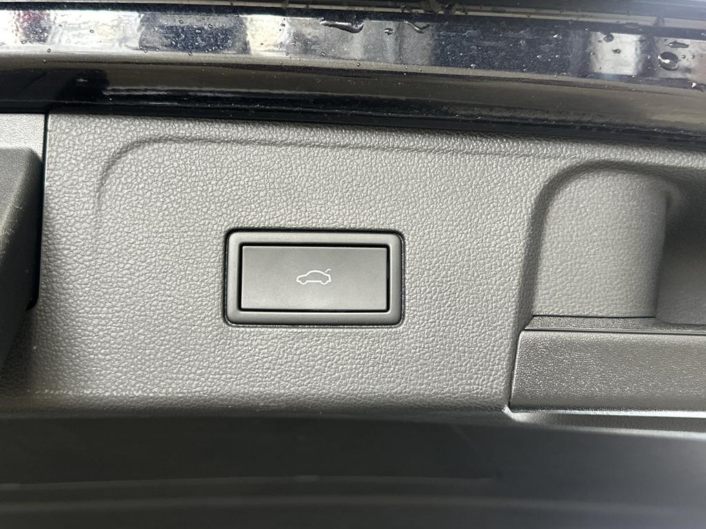 used 2024 Volkswagen Atlas car, priced at $36,995