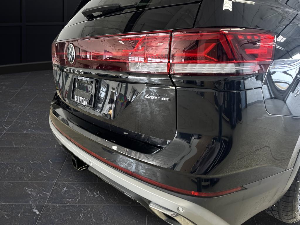 used 2024 Volkswagen Atlas car, priced at $36,995