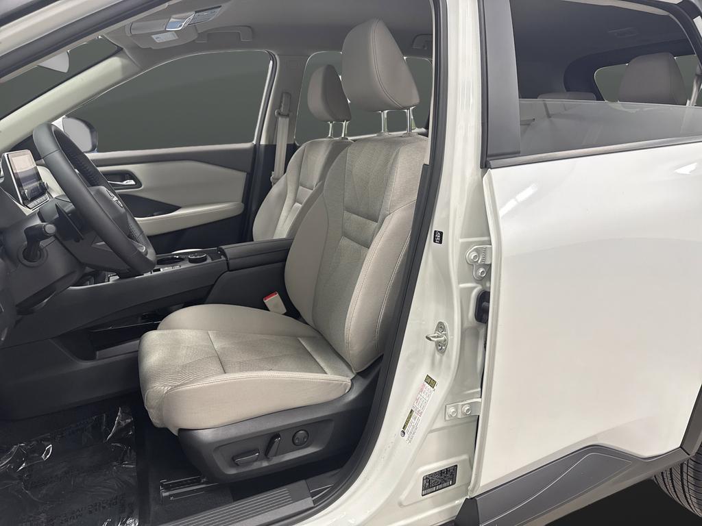 used 2025 Nissan Rogue car, priced at $24,775