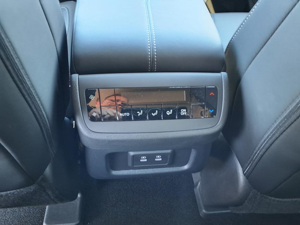 new 2026 Nissan Pathfinder car, priced at $42,524