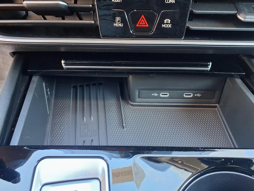 new 2026 Volkswagen Atlas car, priced at $51,197