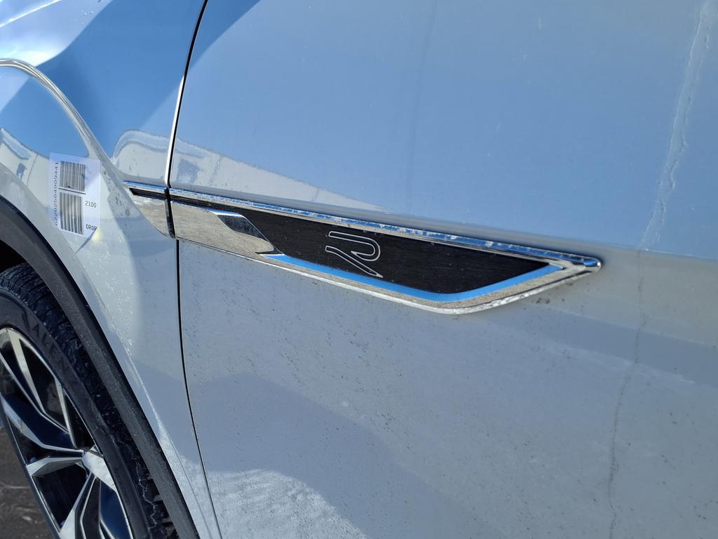 new 2026 Volkswagen Atlas car, priced at $51,197